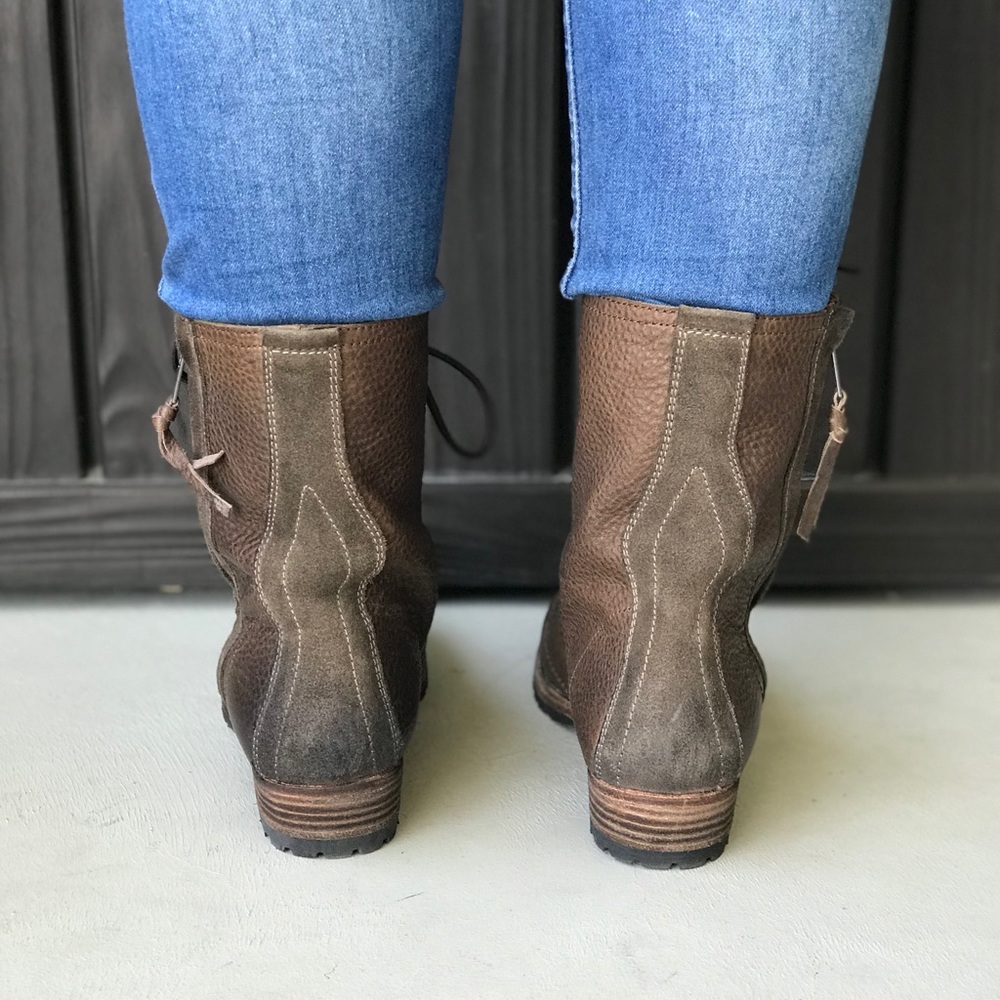 Welt Distress Goodyear Leather LaceUp Combat Boot - Picture 5 of 6